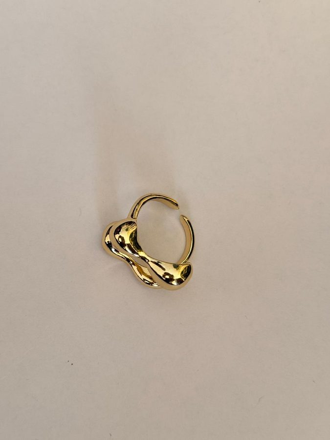 Double Wave Infinity Ring view 3